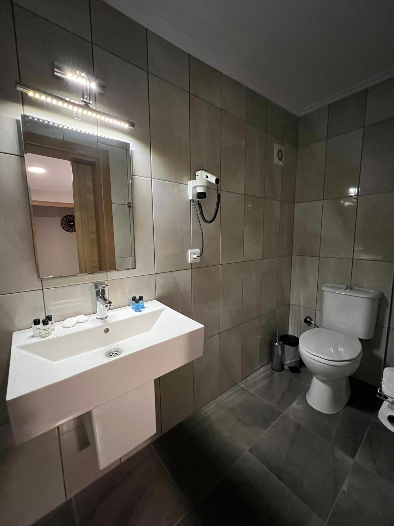 Bayram Hotel Cesme Exterior photo